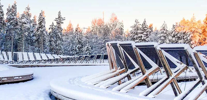 Solpaneler och snö